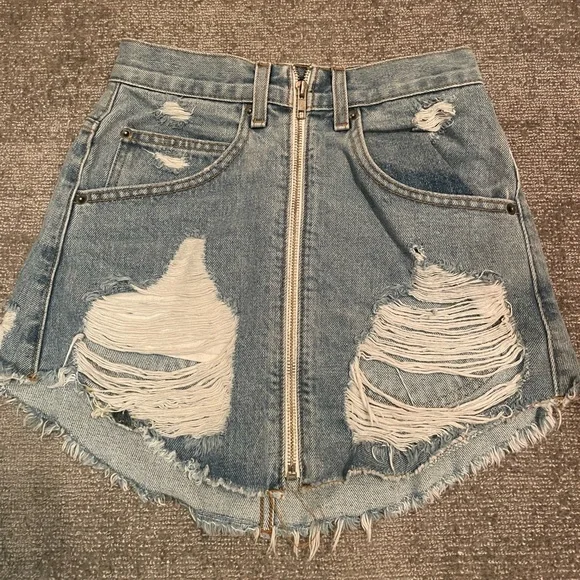 CARMAR Jean skirt with zipper size 23 high waisted